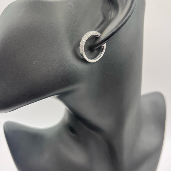 .50 CT Natural Diamond Triple Row Sterling Silver Hoop Earrings - Picture 4 of 5